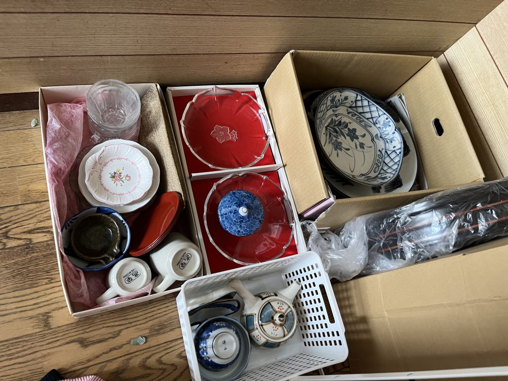 不用な食器