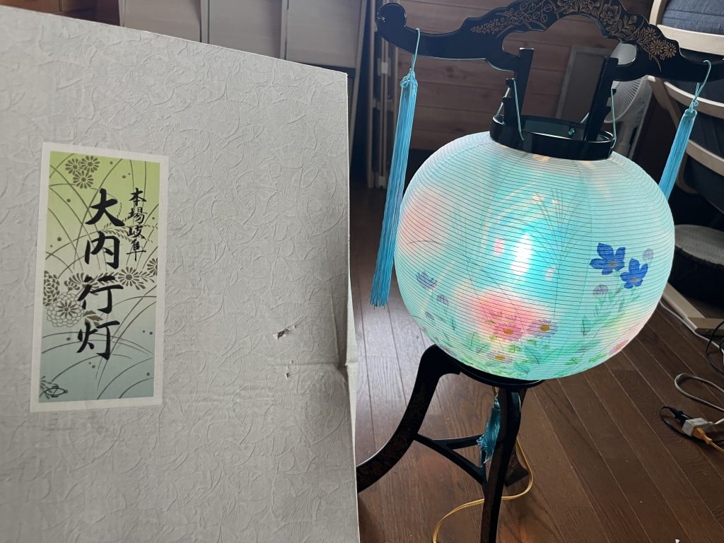 お盆の提灯