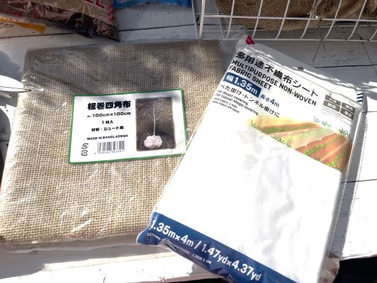 100均の不織布シート